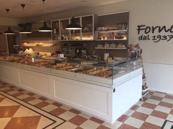 Arredamento pasticceria